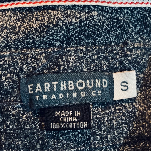 EarthBound Collared Button-Up - Picture 5 of 9